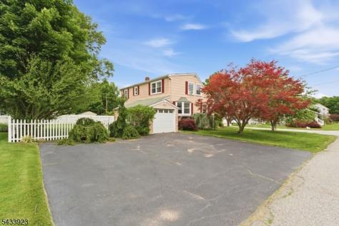 9 Albert Street Pequannock NJ 07444