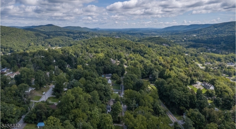 33 Orchard Drive Vernon NJ 07462