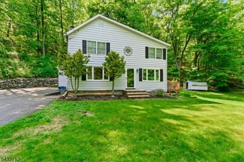 84 Scudders Road Sparta NJ 07871