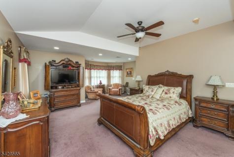 37 Thomas Terrace Wayne NJ 07470