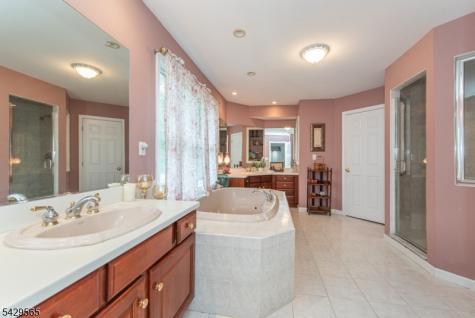 37 Thomas Terrace Wayne NJ 07470