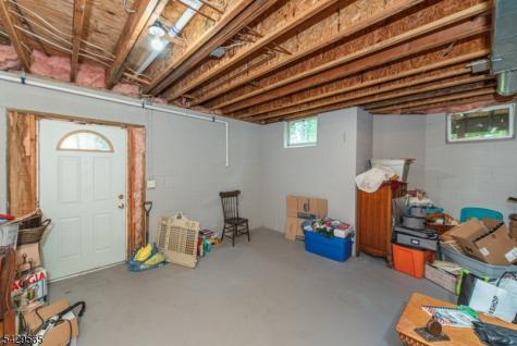 37 Thomas Terrace Wayne NJ 07470