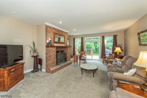 37 Thomas Terrace Wayne NJ 07470