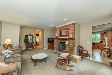 37 Thomas Terrace Wayne NJ 07470