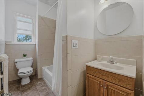 42 Rossmore Place Belleville NJ 07109