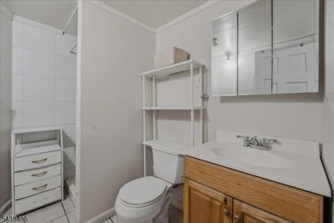 42 Rossmore Place Belleville NJ 07109