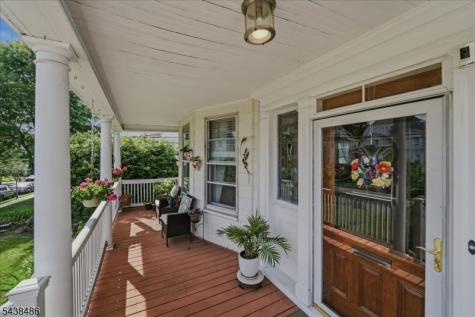 42 Rossmore Place Belleville NJ 07109