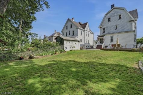 42 Rossmore Place Belleville NJ 07109