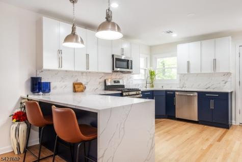 38 Mountainview Avenue East Orange NJ 07018