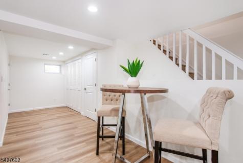 38 Mountainview Avenue East Orange NJ 07018