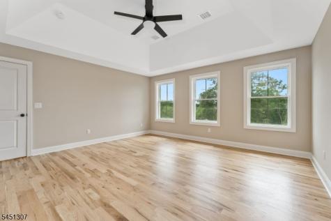 477 W Hill Road Lebanon NJ 08826