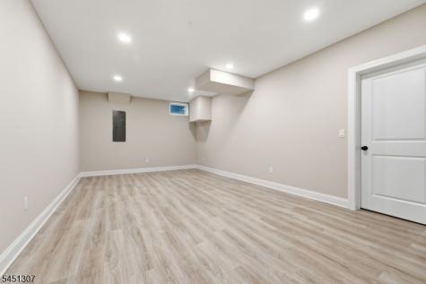 477 W Hill Road Lebanon NJ 08826