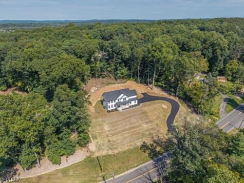 477 W Hill Road Lebanon NJ 08826