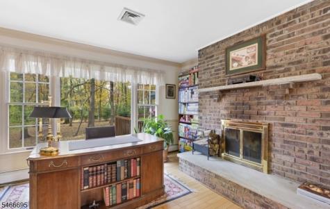 8 Stacy Lane Bernards NJ 07920