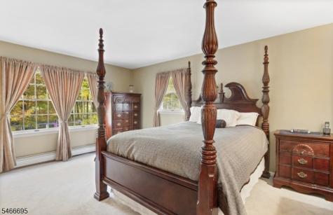 8 Stacy Lane Bernards NJ 07920