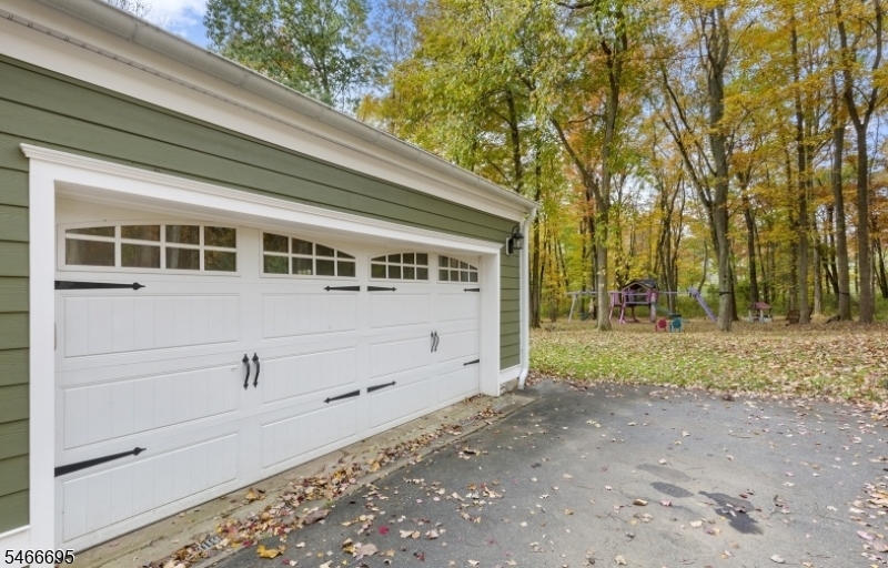 8 Stacy Lane Bernards NJ 07920