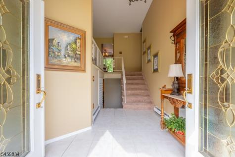 14 Jaclyn Drive East Hanover NJ 07936