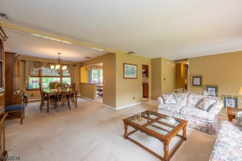 14 Jaclyn Drive East Hanover NJ 07936