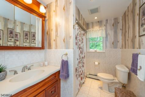 14 Jaclyn Drive East Hanover NJ 07936