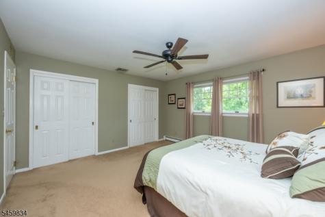 14 Jaclyn Drive East Hanover NJ 07936