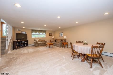 14 Jaclyn Drive East Hanover NJ 07936