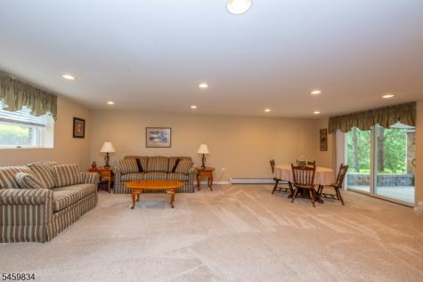 14 Jaclyn Drive East Hanover NJ 07936