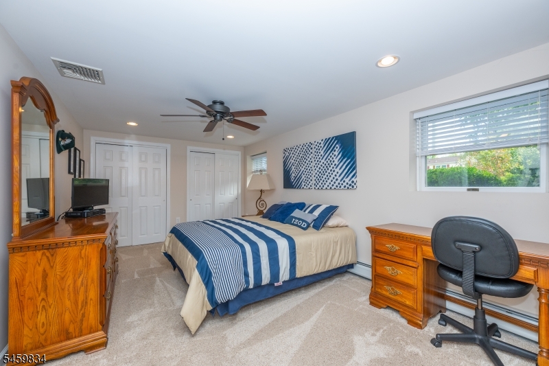 14 Jaclyn Drive East Hanover NJ 07936