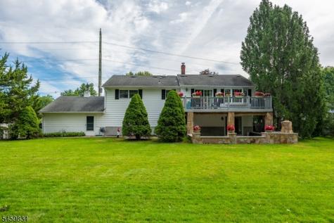 14 Jaclyn Drive East Hanover NJ 07936