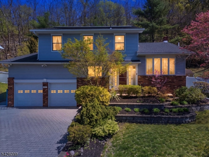 52 Molinari Drive Wanaque NJ 07465