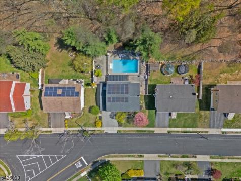 52 Molinari Drive Wanaque NJ 07465