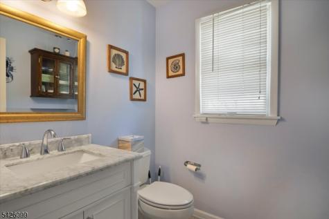 52 Molinari Drive Wanaque NJ 07465