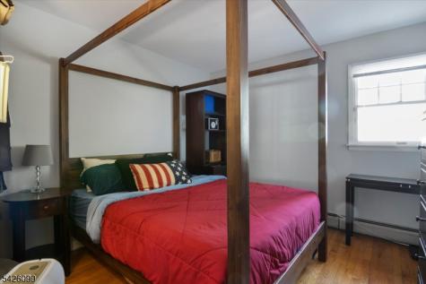 52 Molinari Drive Wanaque NJ 07465