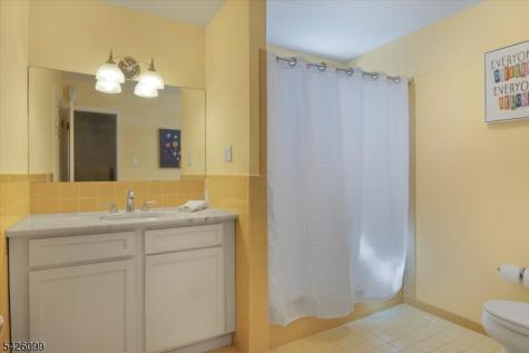 52 Molinari Drive Wanaque NJ 07465