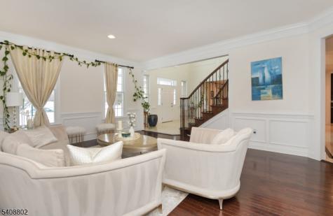 10 Raker Court Hillsborough NJ 08844