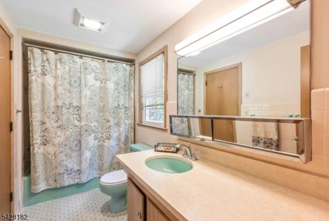 5 East Street Wanaque NJ 07465