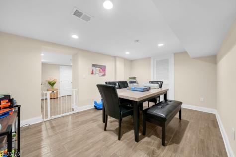 16 Schneider Lane Montville NJ 07045