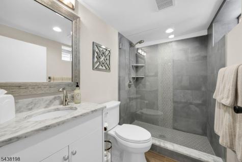 16 Schneider Lane Montville NJ 07045
