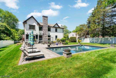 16 Schneider Lane Montville NJ 07045