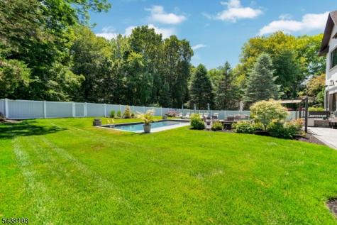16 Schneider Lane Montville NJ 07045
