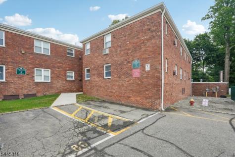 79 Roseland Avenue Caldwell Boro NJ 07006