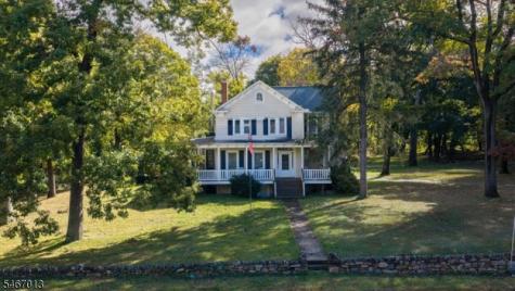 93 Kenvil Avenue Roxbury NJ 07847