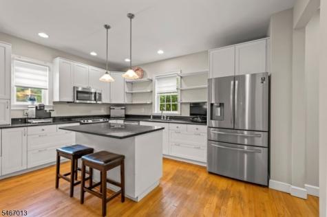 93 Kenvil Avenue Roxbury NJ 07847