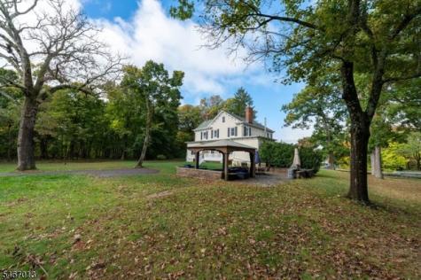 93 Kenvil Avenue Roxbury NJ 07847