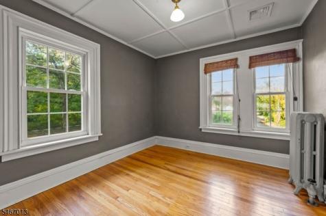 93 Kenvil Avenue Roxbury NJ 07847