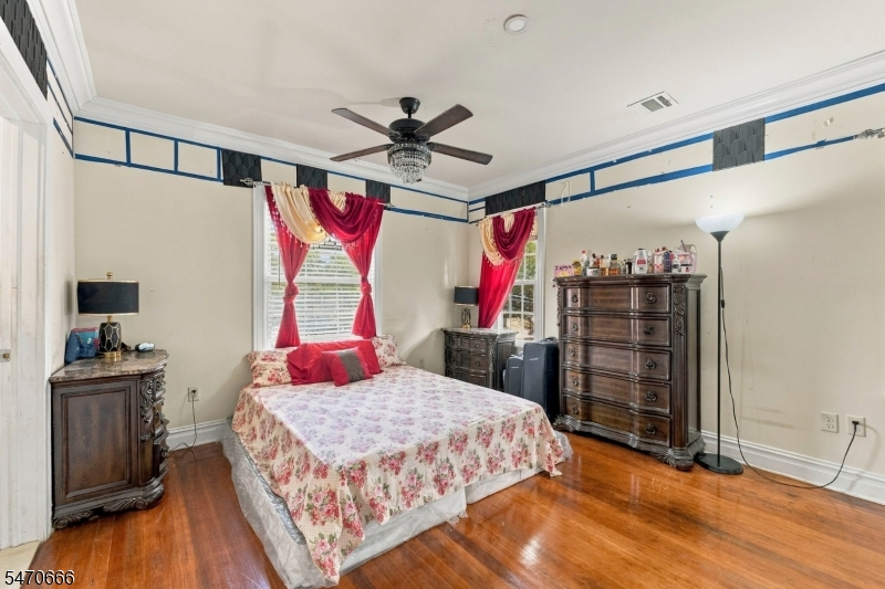 62 Shephard Avenue Newark NJ 07112