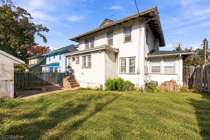 62 Shephard Avenue Newark NJ 07112