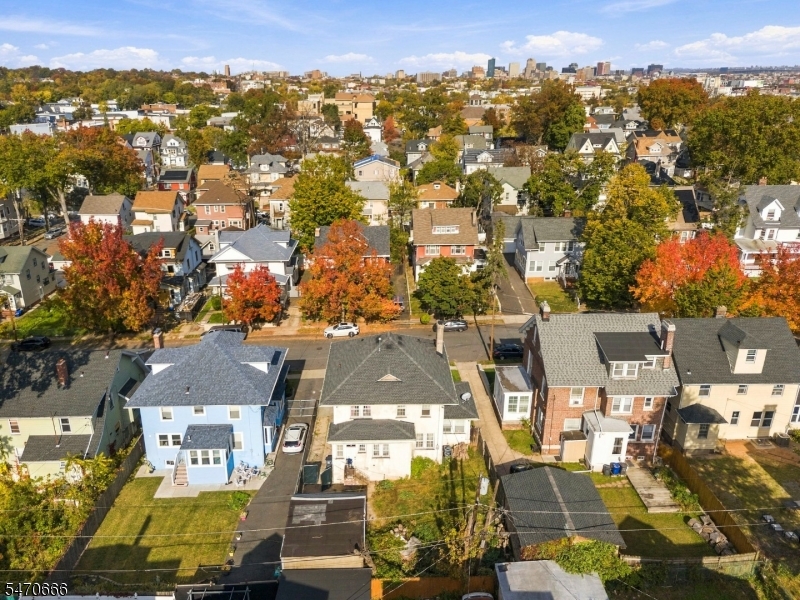 62 Shephard Avenue Newark NJ 07112