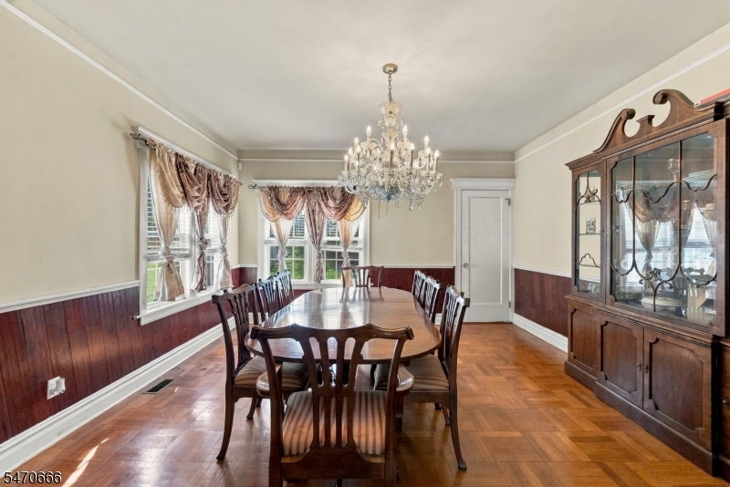 62 Shephard Avenue Newark NJ 07112