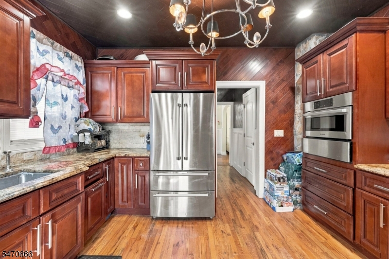 62 Shephard Avenue Newark NJ 07112