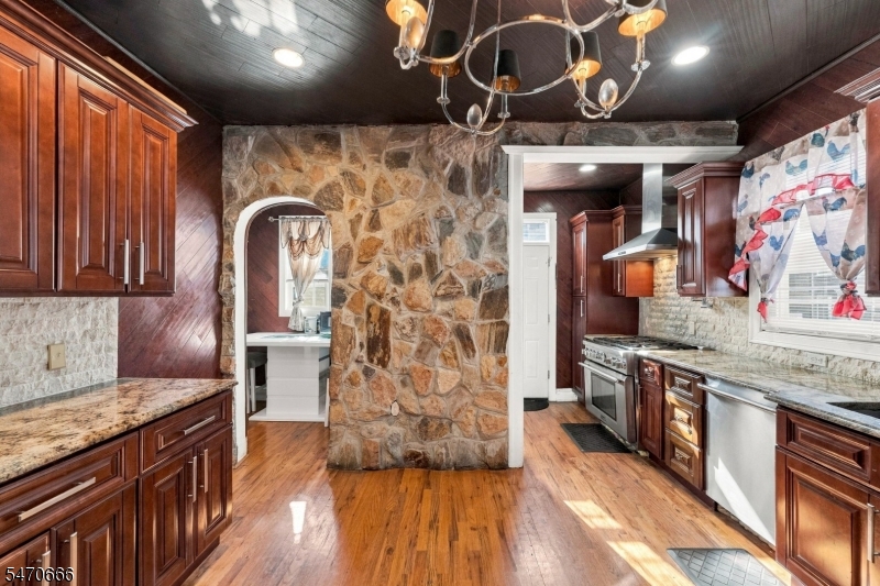 62 Shephard Avenue Newark NJ 07112